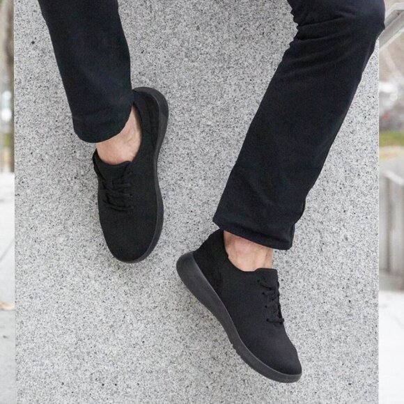 Kizik Madrid Eco Knit Black Handsfree Slip On Sneakers W9/ M7.5 - Picture 1 of 10